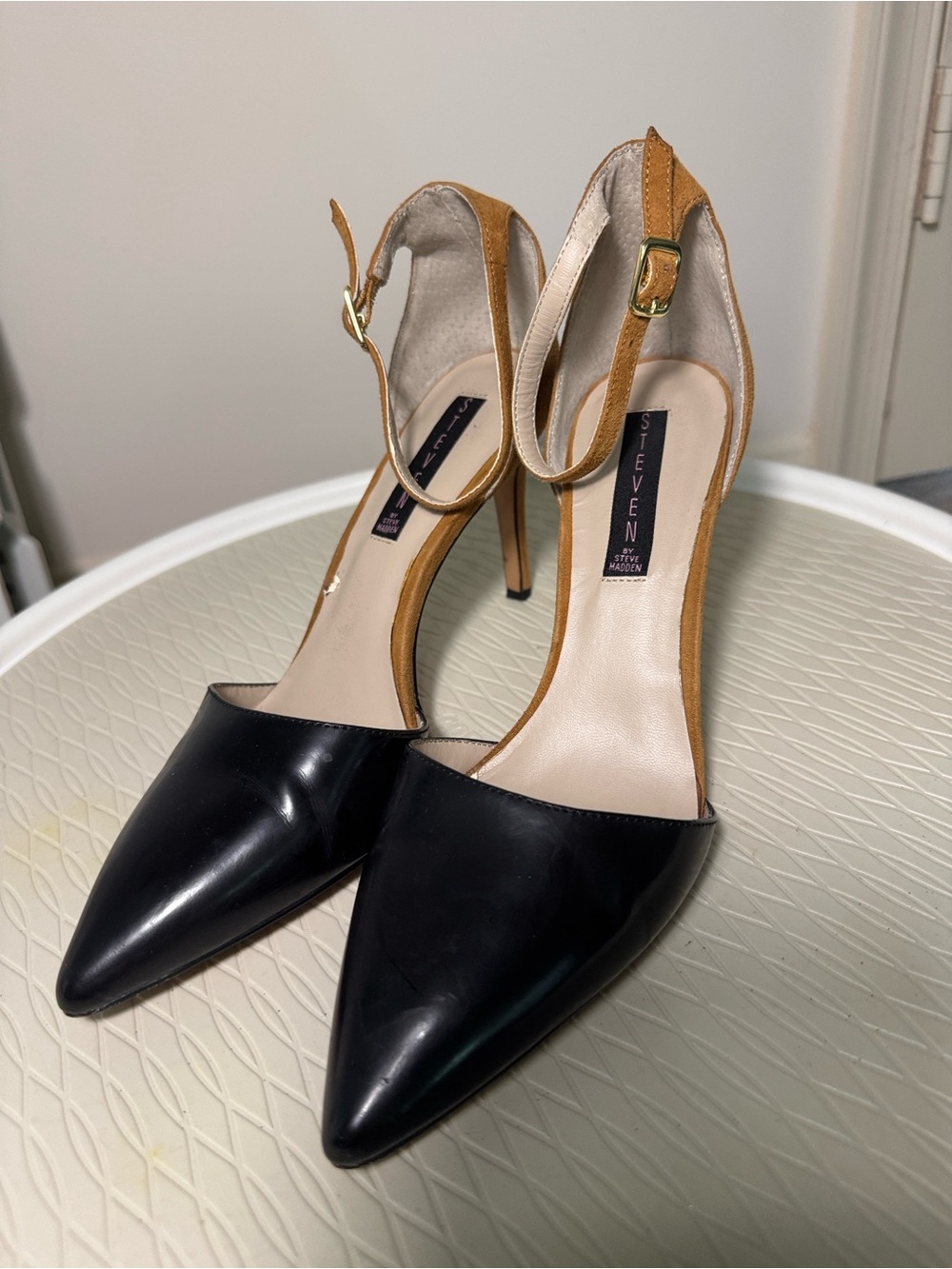 Women’s Suede Pointed-Toe High Heels in Camel and Black. Size 8.5